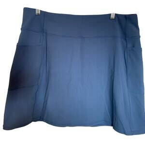 Skechers skort blue size xxl  fits like xl
